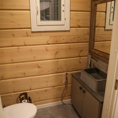 Ulpukkaranta Villa *