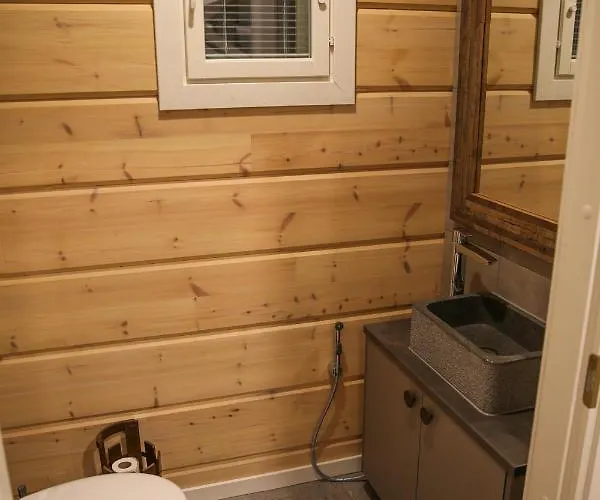 Ulpukkaranta Villa *